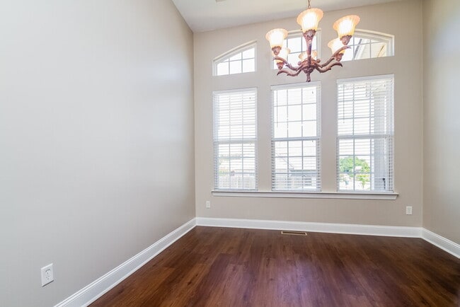 Photo - 1001 Morning Ct