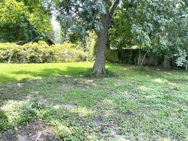 Photo - 1709 Gandy St