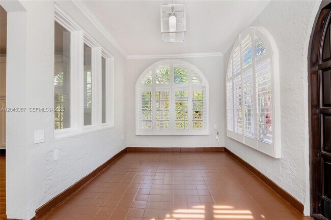 Photo - 1110 Pizarro St