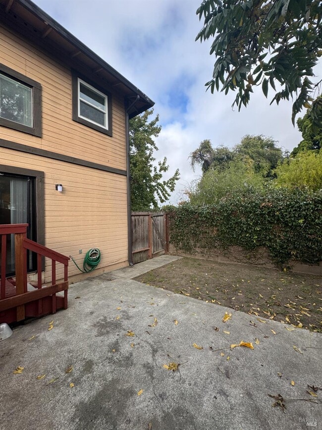 Photo - 442 Amador St