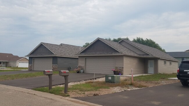 Photo - 1726 Aspen Ct