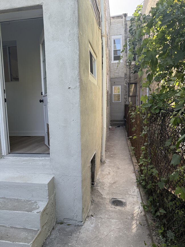 Photo - 2235 N Van Pelt St