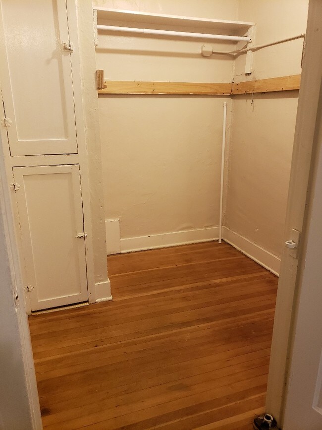 Photo - Clarwood Apartments