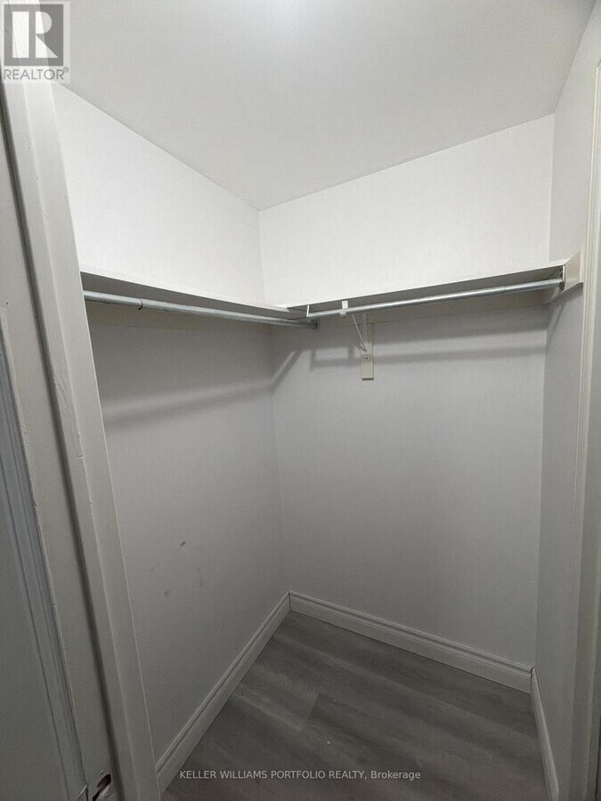 Photo - 9 Lenthall Ave