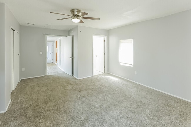 Photo - Fantastic 3bd/2ba home! Let yourself in!