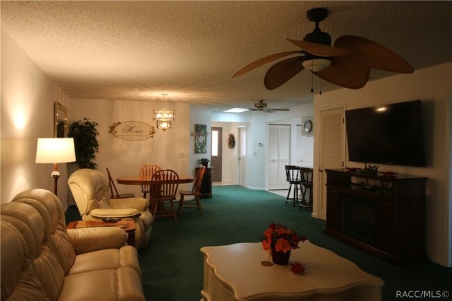 Photo - 3316 S Liverpool Point