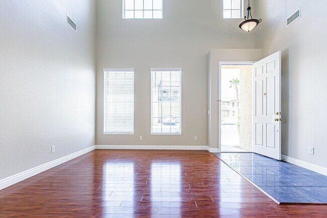 Photo - 2 Master Suites in a gated community