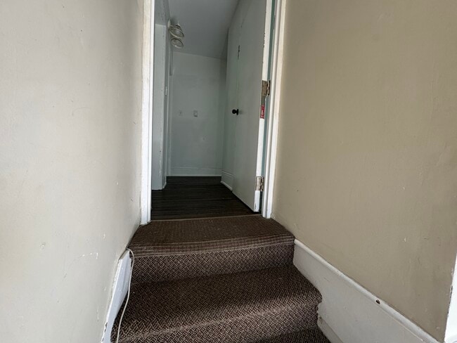 Photo - 2-4 Peel St Barrie Ontario L4M3K8 Unit 2
