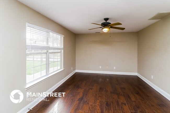 Photo - 7510 Hubbard Woods Rd