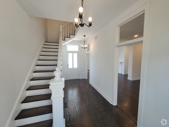 Building Photo - 613 Washington St Rental