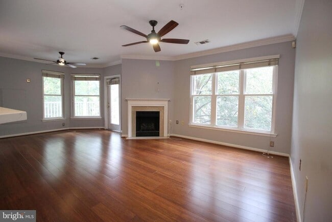 Photo - 12913 Alton Square Unit 214