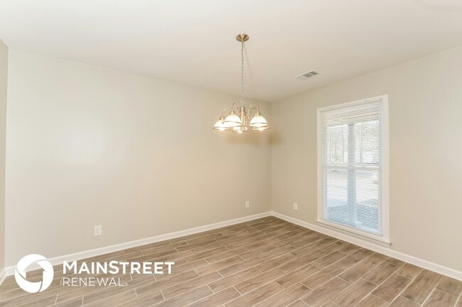 Photo - 110 Fairfield Dr