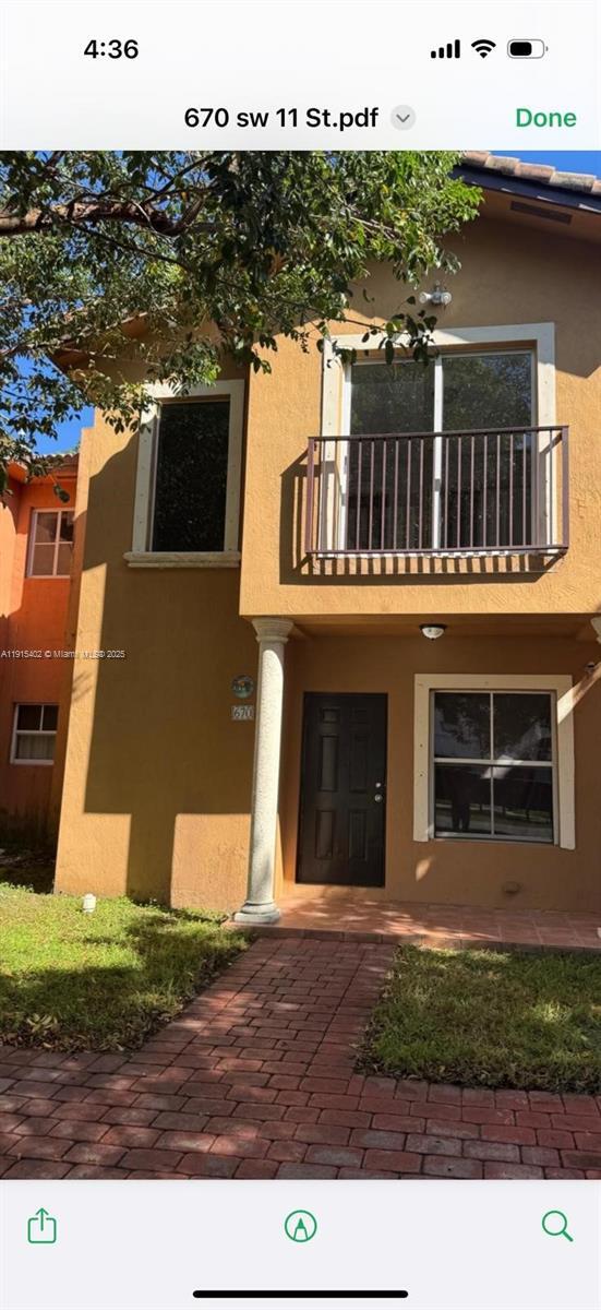 Photo - 657 SW 10th St