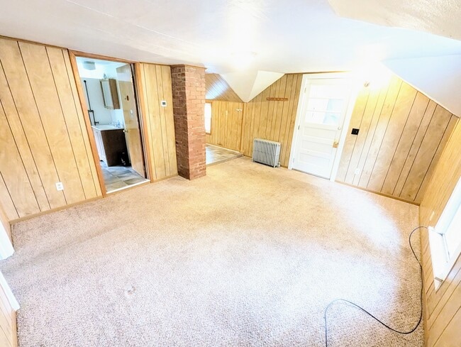 Photo - 116 Cushing St Unit UPPER