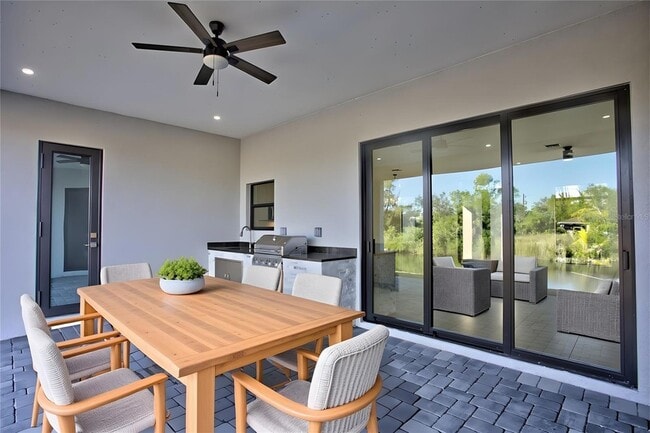 Photo - 9574 Salt Lake St