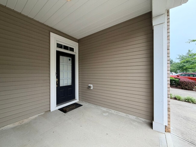 Photo - 907 Saratoga Dr