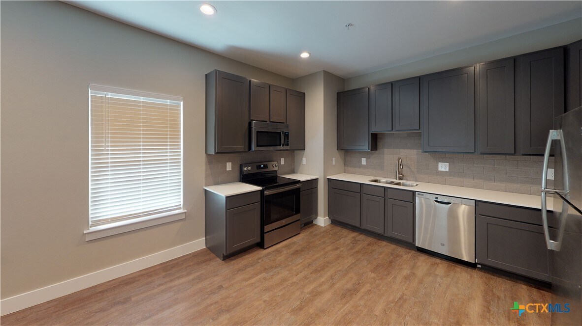 Photo - 311 Craddock Ave Apartamento Unidad 102