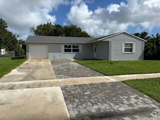 Building Photo - 4422 Ixora Cir Rental