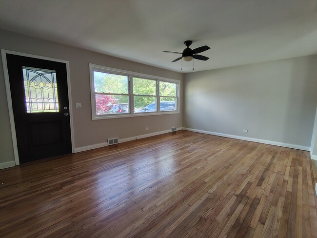 Photo - 728 E Hawley St
