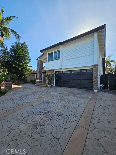 Photo - 25496 Coral Wood St