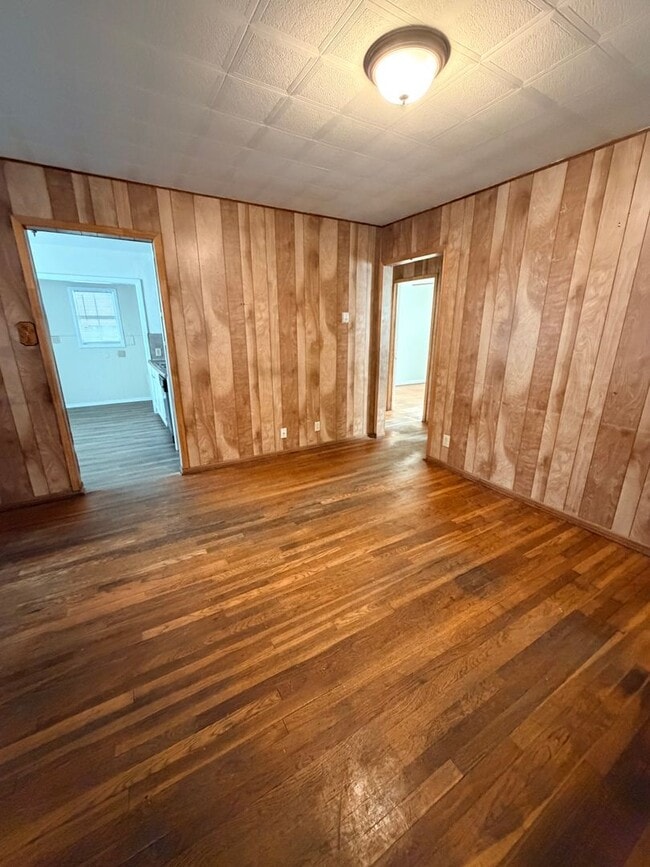 Photo - 173 W Dickson Ave