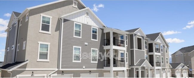 Building Photo - 501 N 360 W Rental