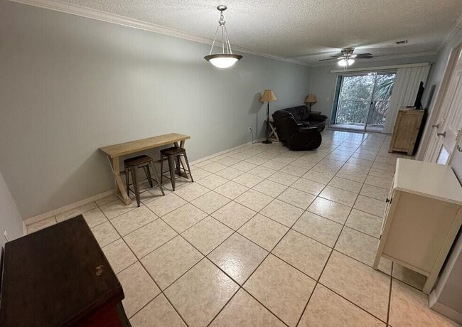 Photo - 4276 Calinda Ln Apartamento Unidad 132