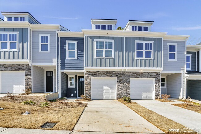 Photo - 2573 Ruby Dixon Xing Dr