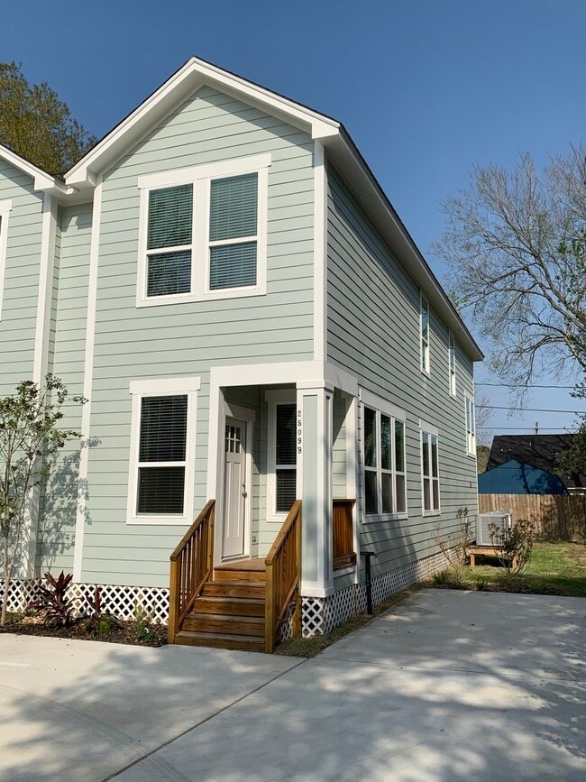 Photo - 2509 S Grand Blvd