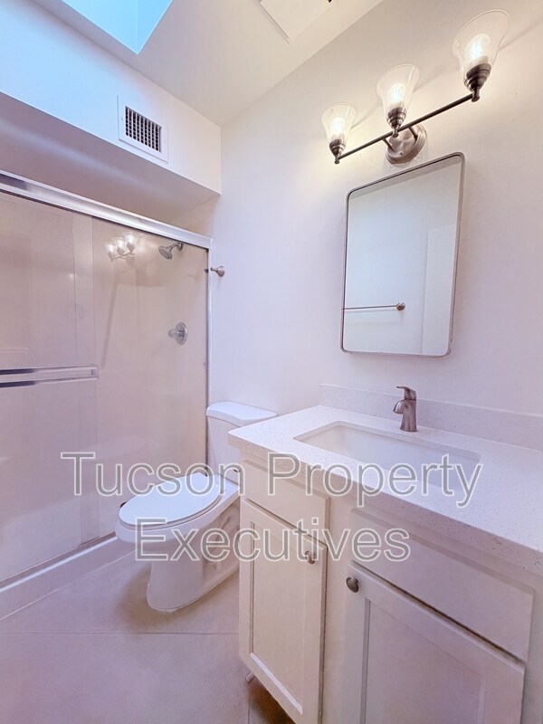 Photo - 1328-P1328 W Pennington St