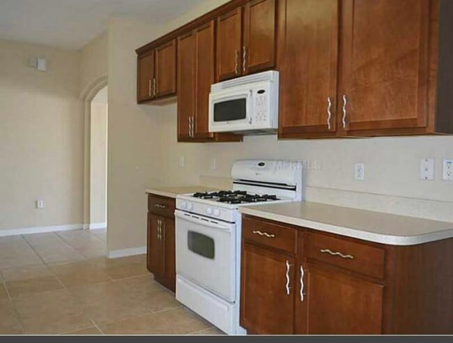 Photo - 554 Reddicks Cir