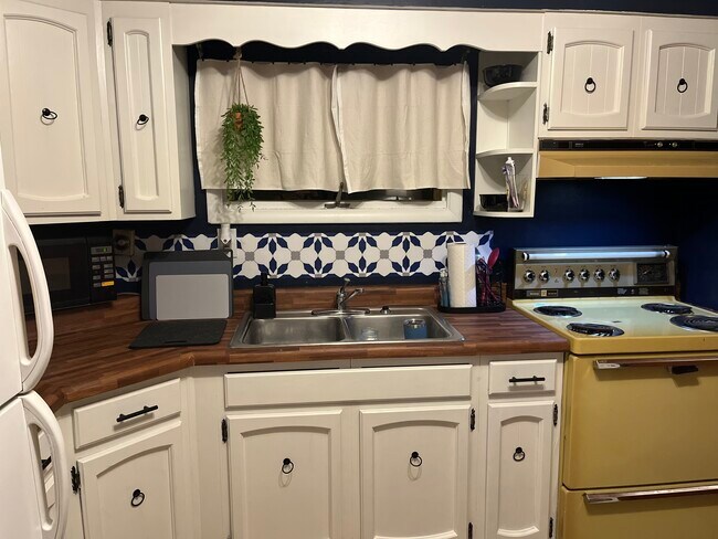 Photo - 52 West St Unit 1b First Floor