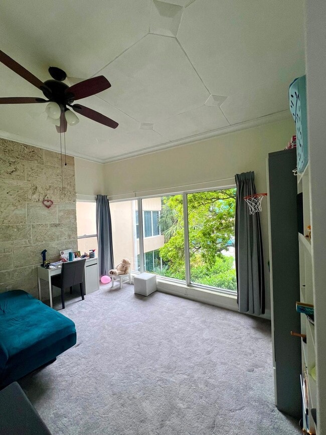 Photo - 9400 E Bay Harbor Dr Unit 3