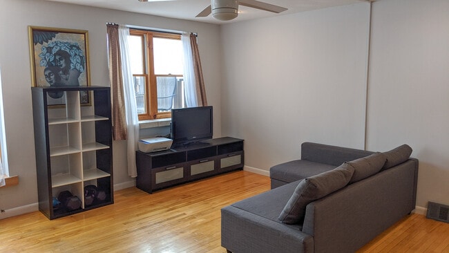 Living Room - 1017 N 4th St Unit 2nd flr