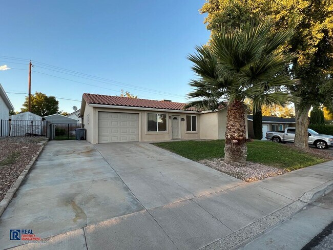 Photo - Single Family Home near Pine View