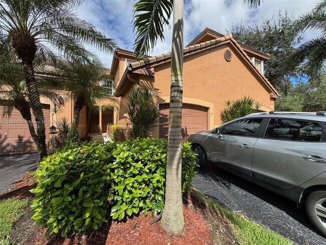 Photo - 1503 Veracruz Ln