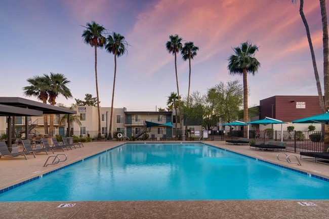 Scottsdale Gateway apartments — community photo