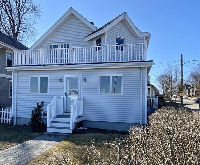 Building Photo - 639 Quincy Shore Dr Rental