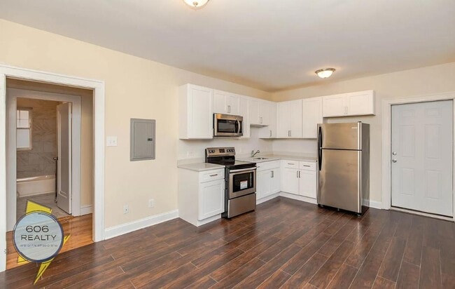 Photo - Beautiful Berwyn Apartments on Kenilworth! Unidad 6841-GW