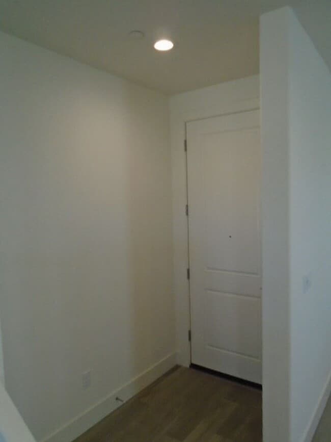 Photo - NEWER HOME IN LINCOLN OFF TWELVE BRIDGES!!