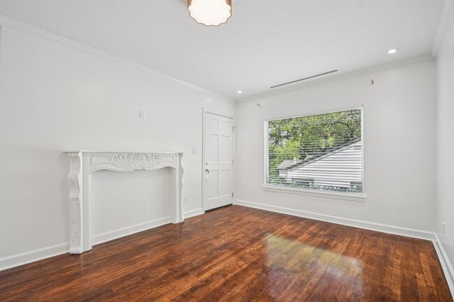 Photo - 1205 Alta Vista Ave