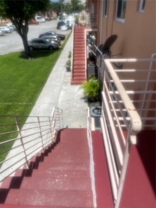 Photo - 3430 SW 10th St Unit 3