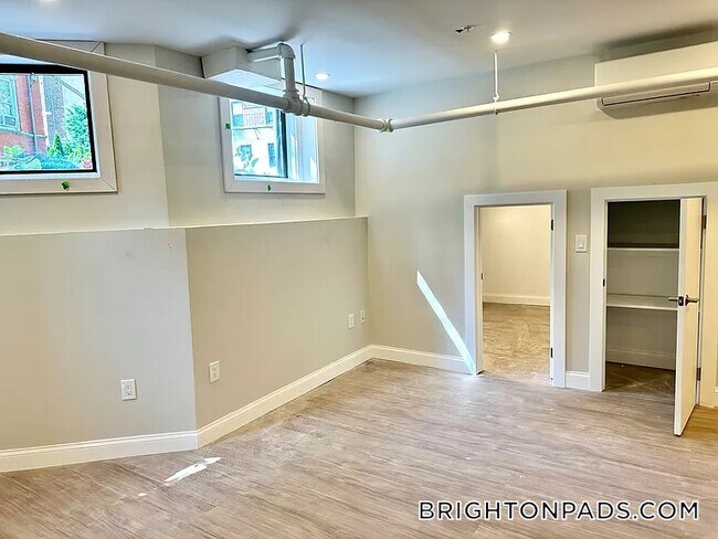 Photo - 2 Ayr Rd Unit C