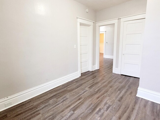 440 Leonard St NW Unit 2