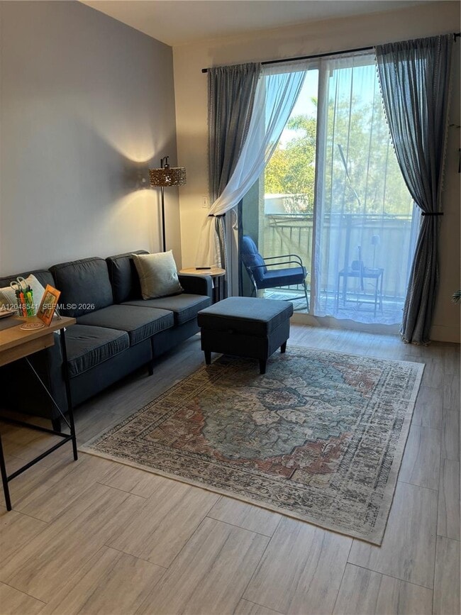 Photo - 3500 Coral Wy Unit 406