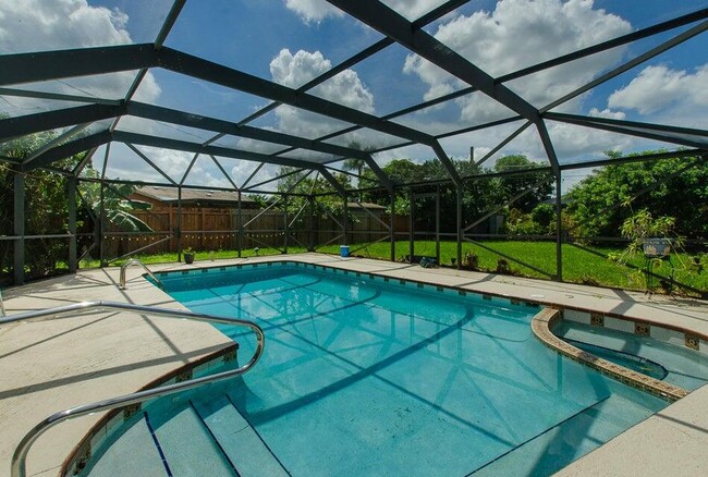 Building Photo - 22191 SW 60th Ave