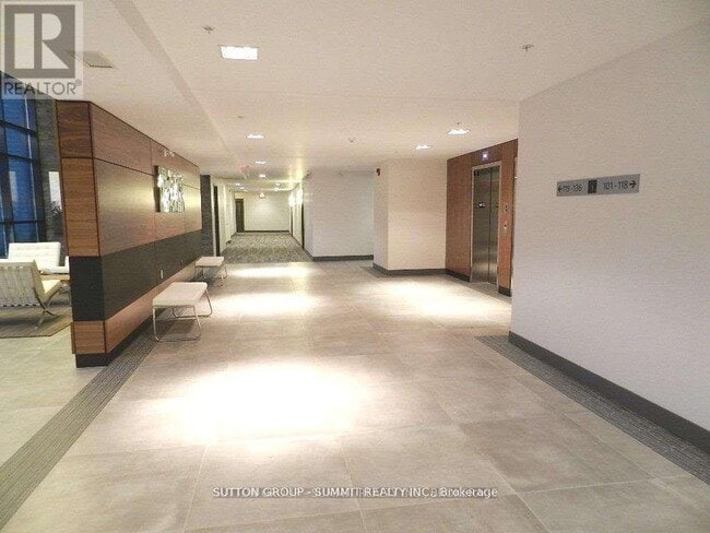 Photo - 3170 Erin Mills Pkwy Unit 112