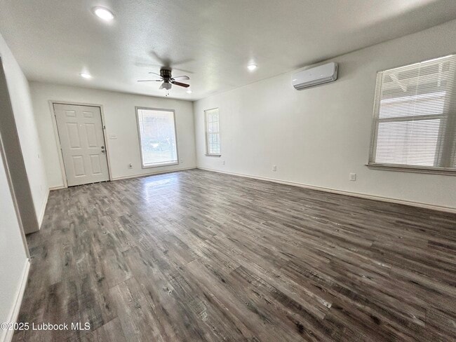 Photo - 1912 21st St