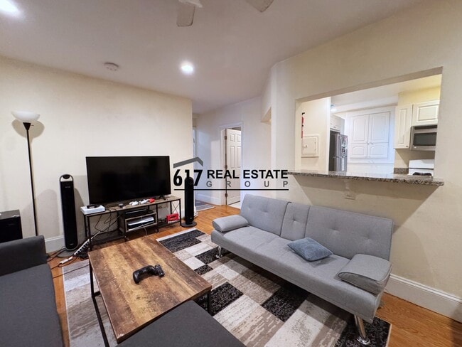 Photo - 56 Egmont St Unit 3