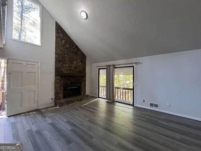 Photo - 4870 Wade Valley Way